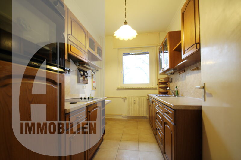 Bezugsfrei 4 vier Zimmer Wohnung Berlin Zehlendorf Kauf Verkauf Balkon Haus Immobilienmakler