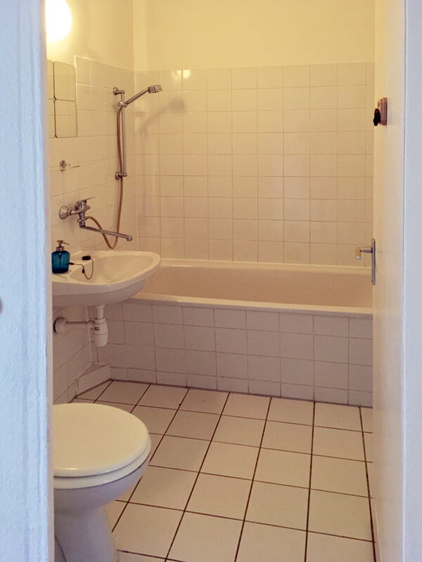 vermietet 2 zwei Zimmer Wohnung Berlin Mitte Kauf Verkauf Balkon Immobilienmakler Berlin Lankwitz