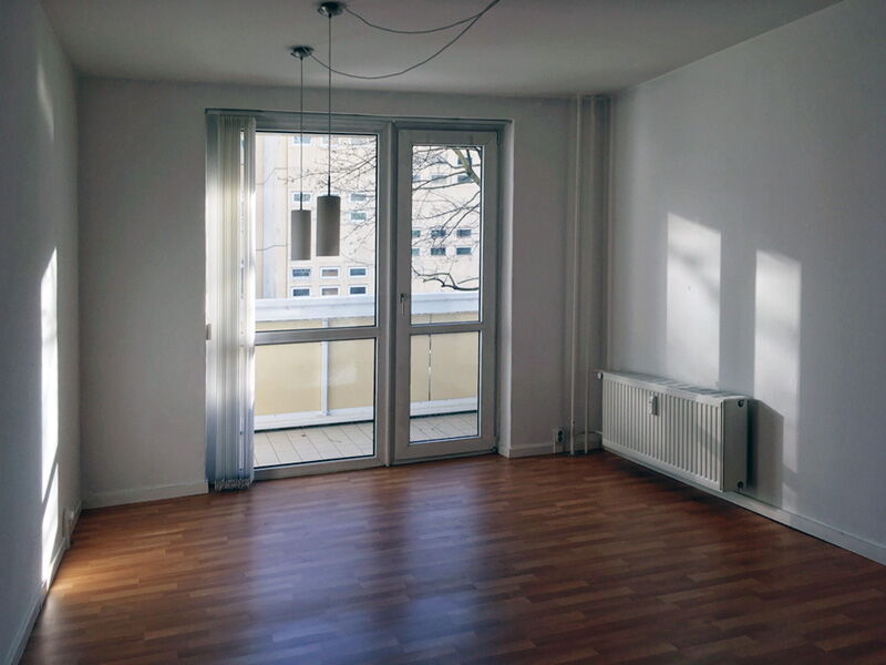 vermietet 2 zwei Zimmer Wohnung Berlin Mitte Kauf Verkauf Balkon Immobilienmakler Berlin Lankwitz