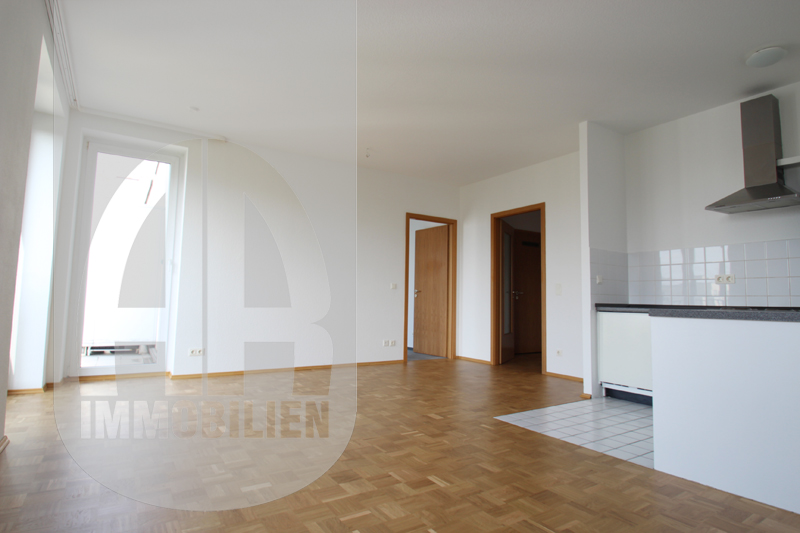 2 Zimmer Wohnung Berlin Wedding Mitte Kauf Verkauf Balkon offene Küche Stellplatz Immobilienmakler